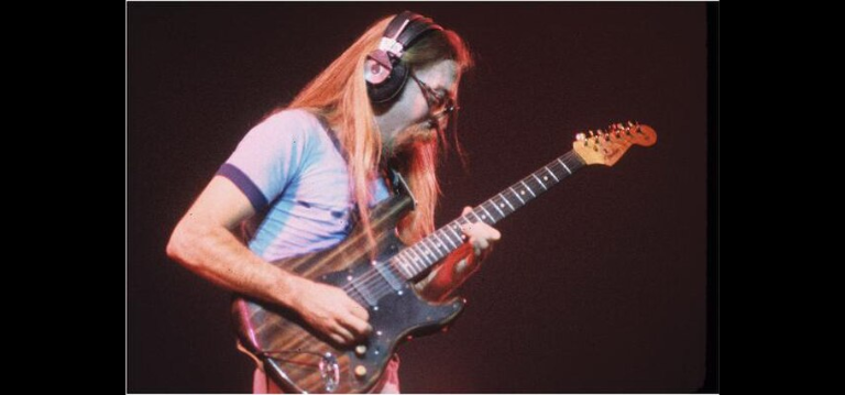 Who played that solo? : The demise of session musicians