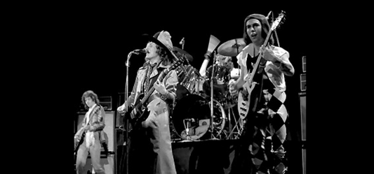 Glam Rock or Brickie's in Lippy...